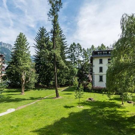 Apartmán Au Coeur De Chamonix, Un Ecrin De Verdure Exteriér fotografie