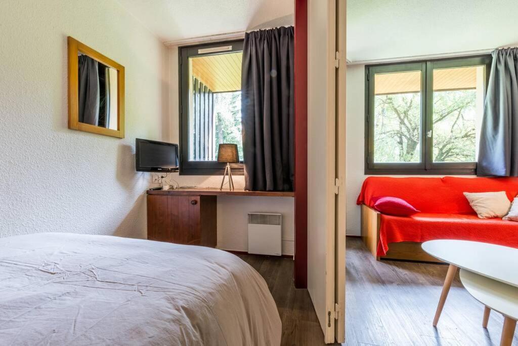 Apartmán Au Coeur De Chamonix, Un Ecrin De Verdure Exteriér fotografie